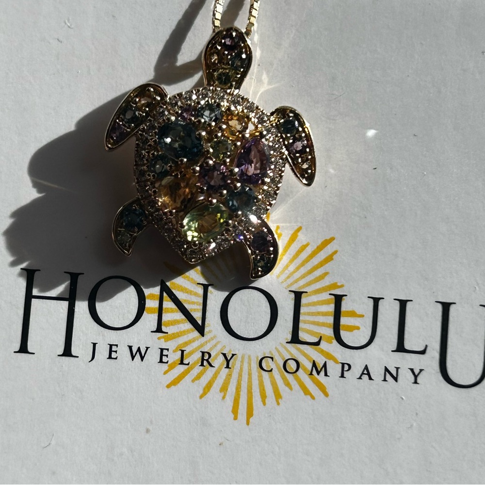 14k Gold Turtle 🐢 Pendant Necklace w/ Gemstones and diamonds 14k chain - Picture 6 of 6